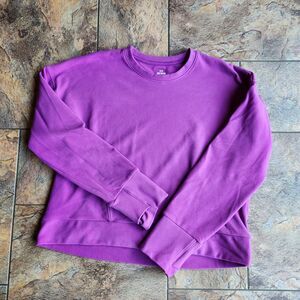 (M) Under Armour crewneck